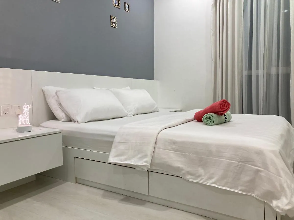 Straits Garden Suite Jelutong Georgetown Апартаменты