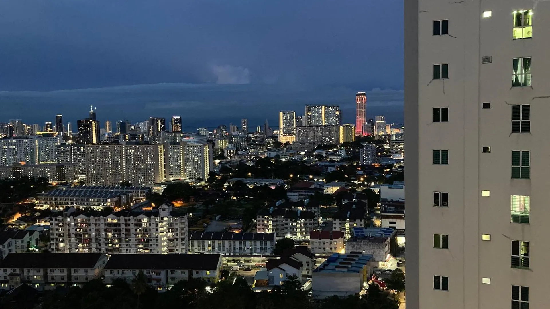 Straits Garden Suite Jelutong Georgetown Малайзия