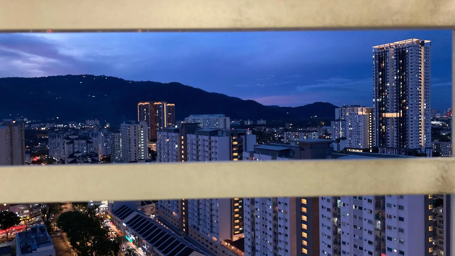 Straits Garden Suite Jelutong Georgetown 0*, Джорджтаун Малайзия