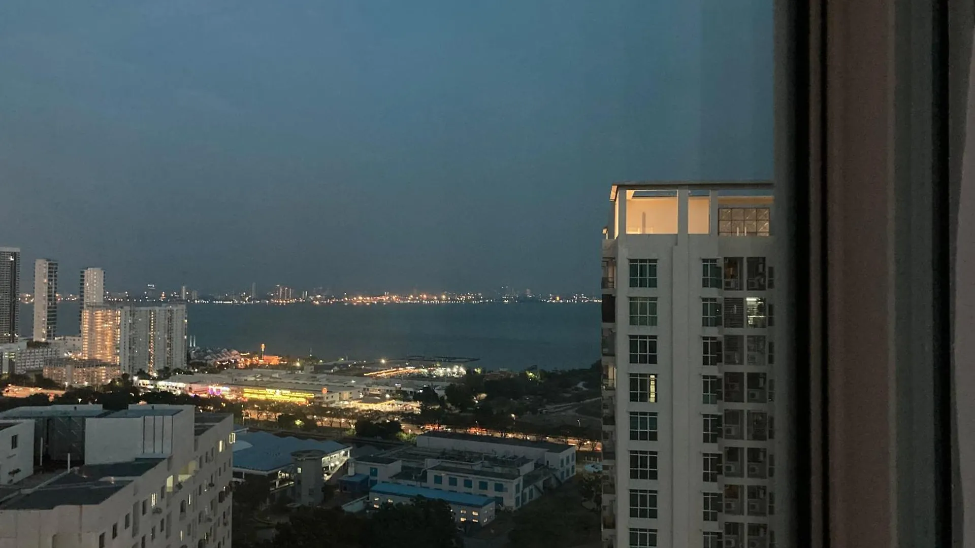 Straits Garden Suite Jelutong Georgetown Джорджтаун